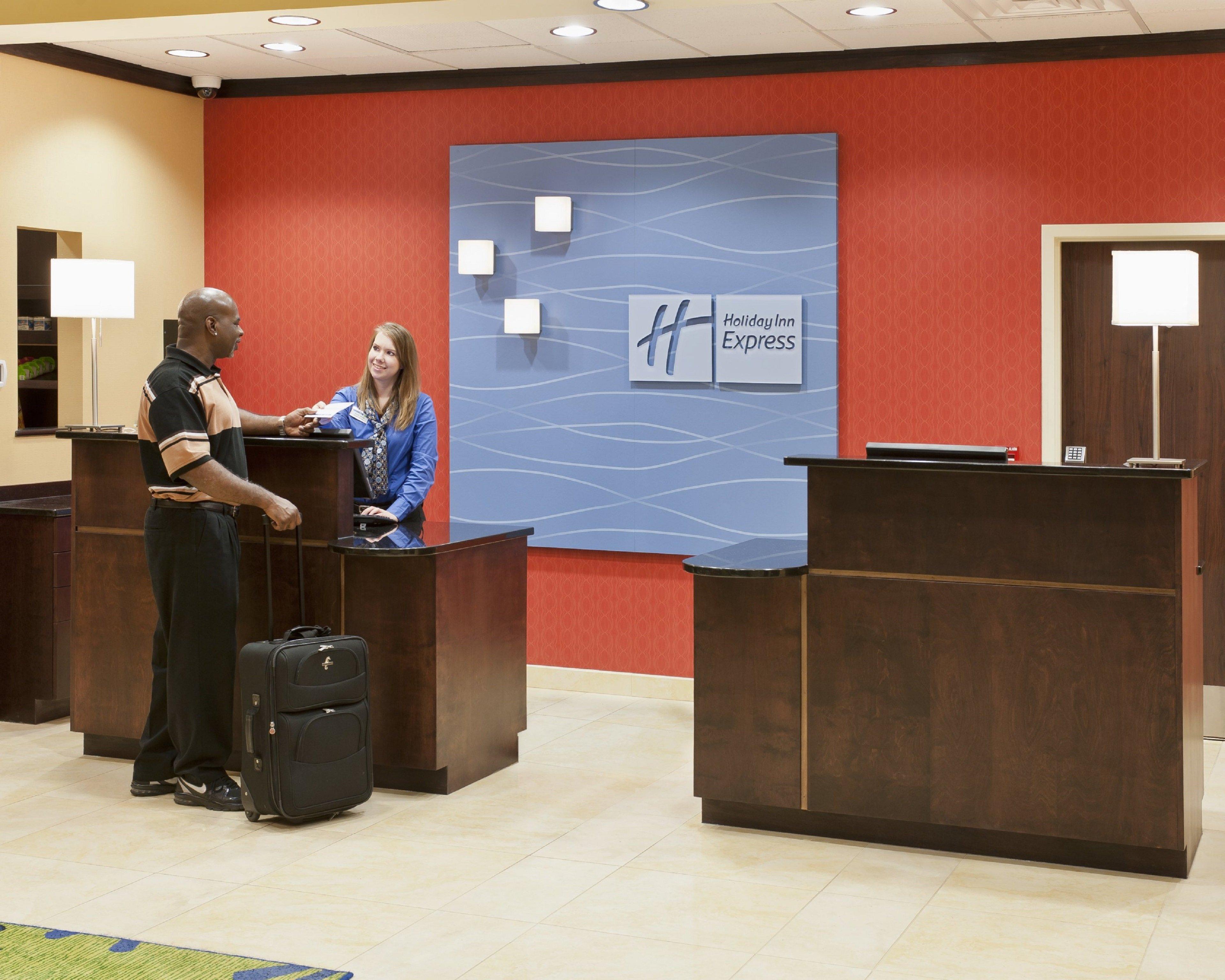 Holiday Inn Express & Suites Dayton South - I-675 By Ihg Shanersville Beltér fotó